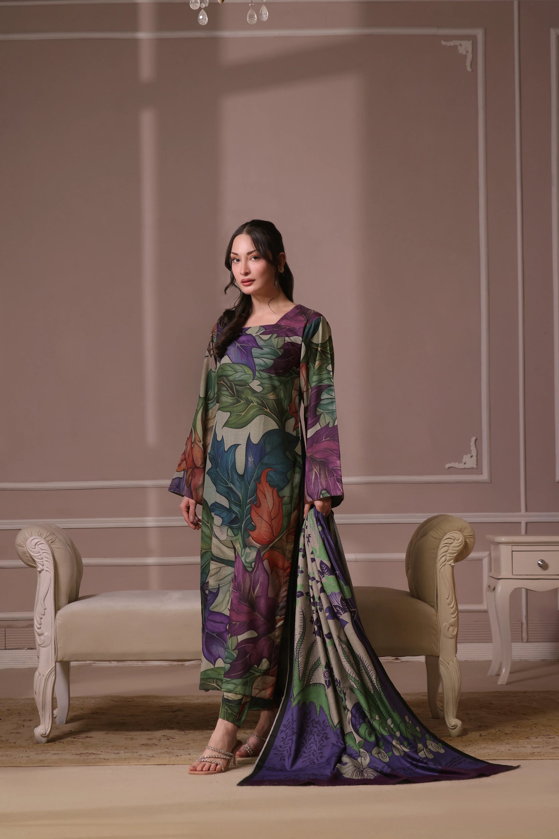 shalwar kameez à imprimé feuilles vertes et violettes
