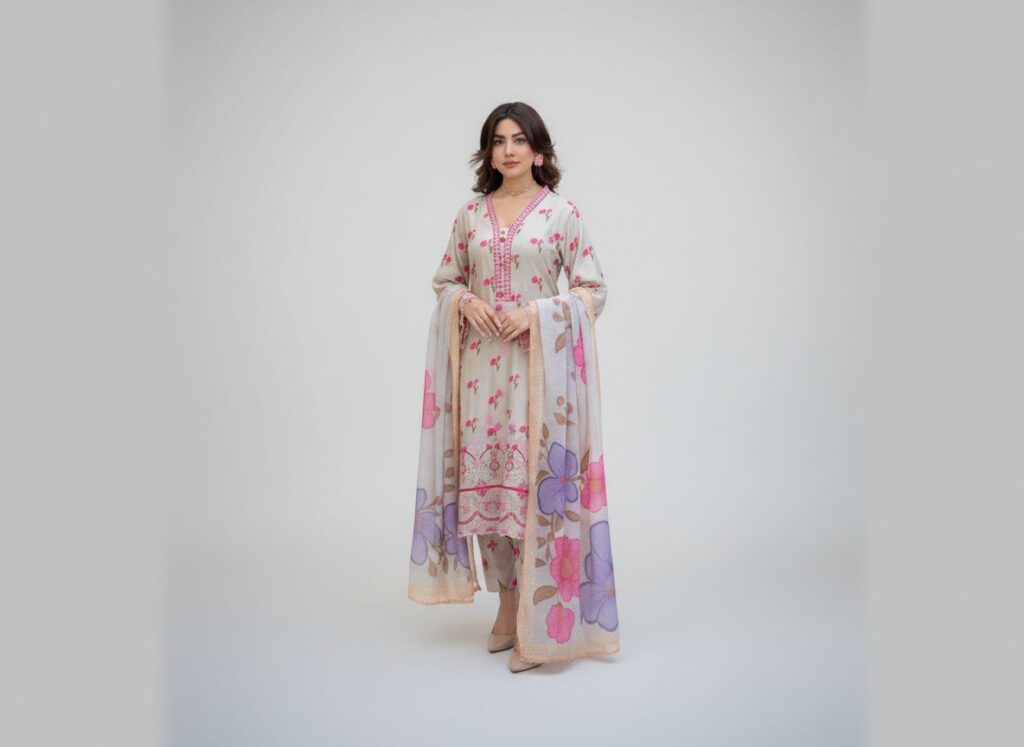 haya noor embroidered slub linen stitched 3 piece suit 06 winter collection